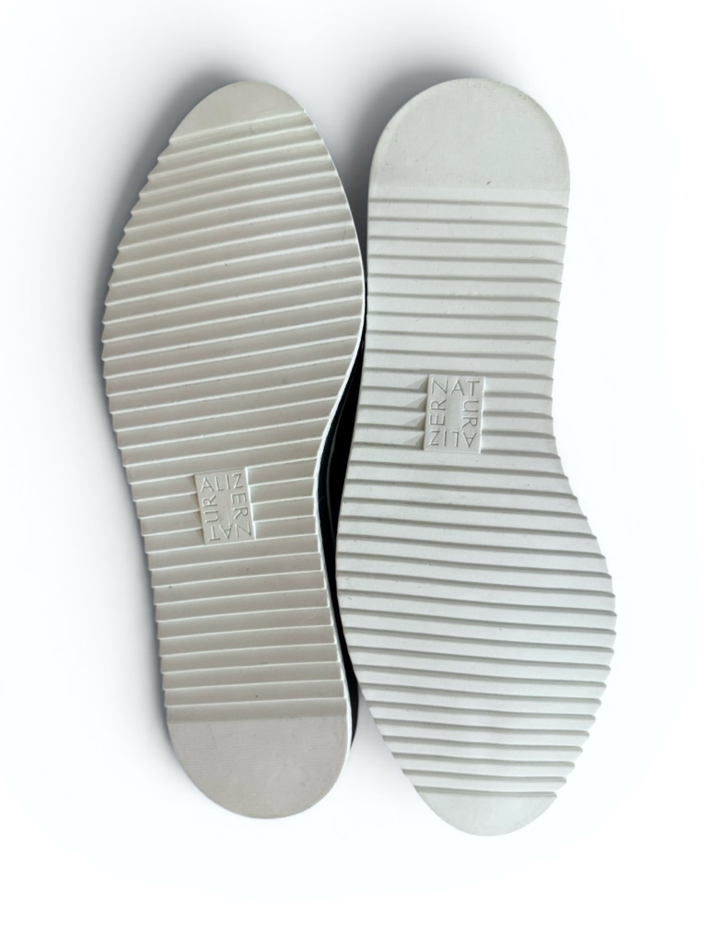 Naturalizer Rome Slip-On Loafers Black White Platform Comfort Shoes Size 6.5 NWT - Picture 7 of 8